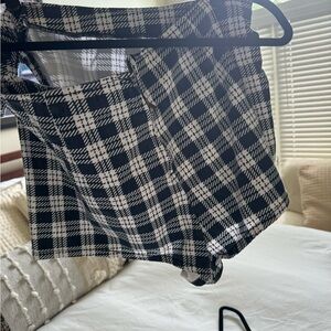 urban outfitters skort